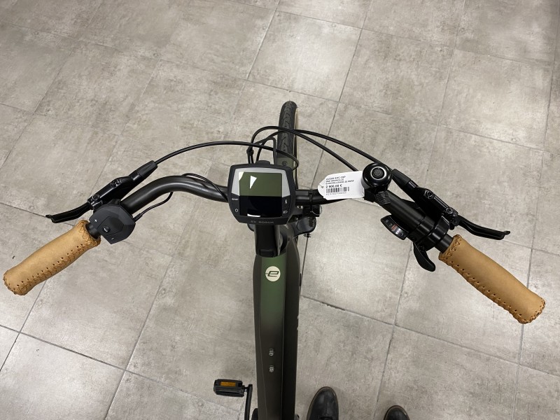 Velo de ville, Granville E excellence, 25 perf moteur Bosch, performance vert kaki, selle ultra confort à montpellier proche de Saint-Jean de védas